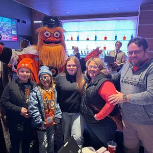 Meet your Posher, Gina